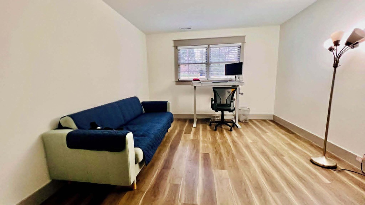 Photo of Livingroom in Dunwoody