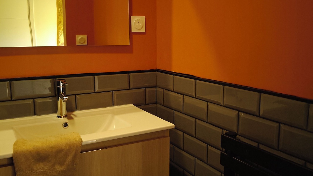 Photo of Bathroom in Ayen