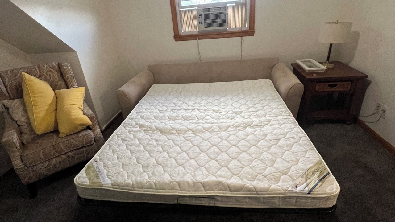 Photo of Bedroom in South Amboy
