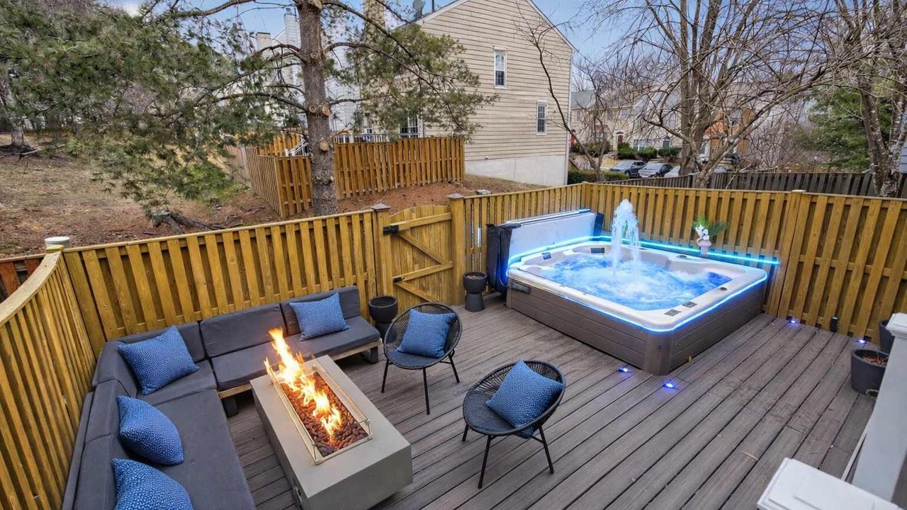 Photo of Outdoor in Newington