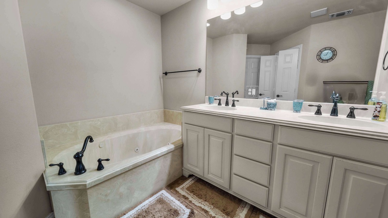 Photo of Bathroom in Berryville