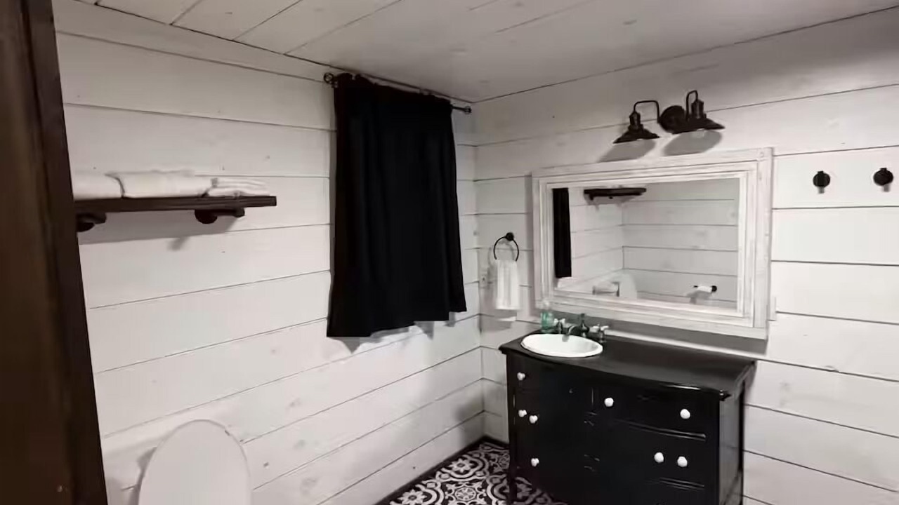 Photo of Bathroom in Nemo