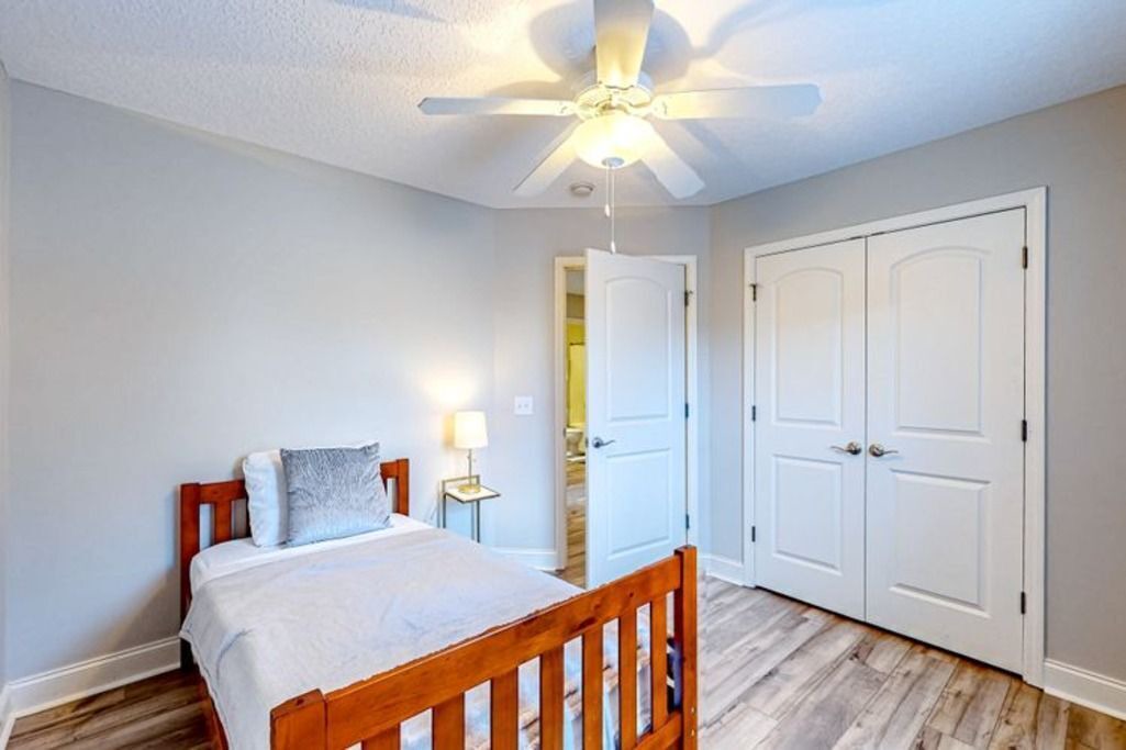 Photo of Bedroom in Pooler