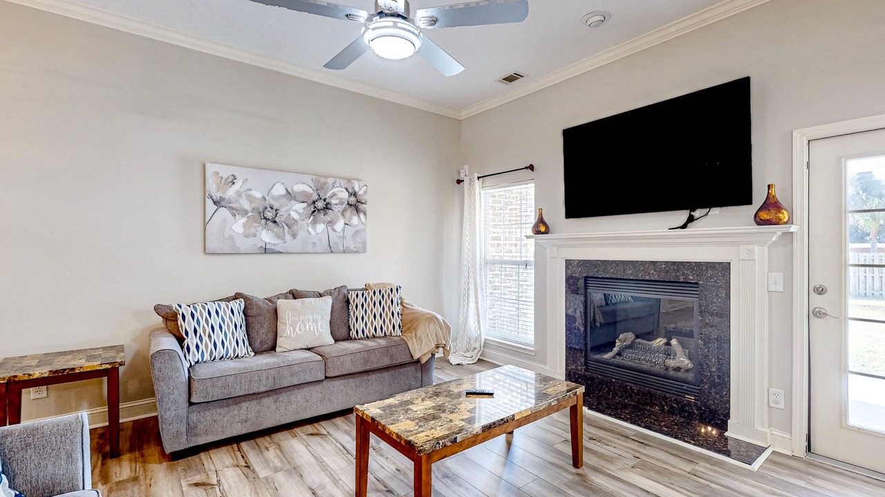 Photo of Livingroom in Pooler