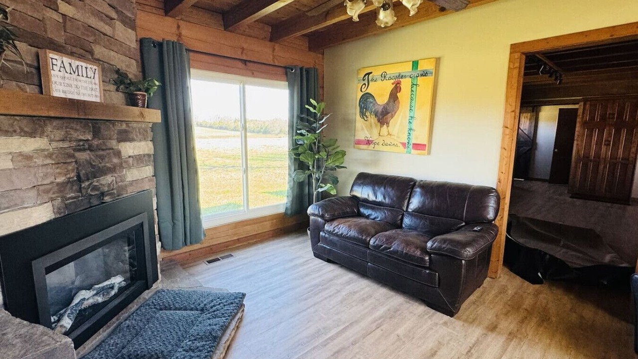 Photo of Livingroom in Miami County