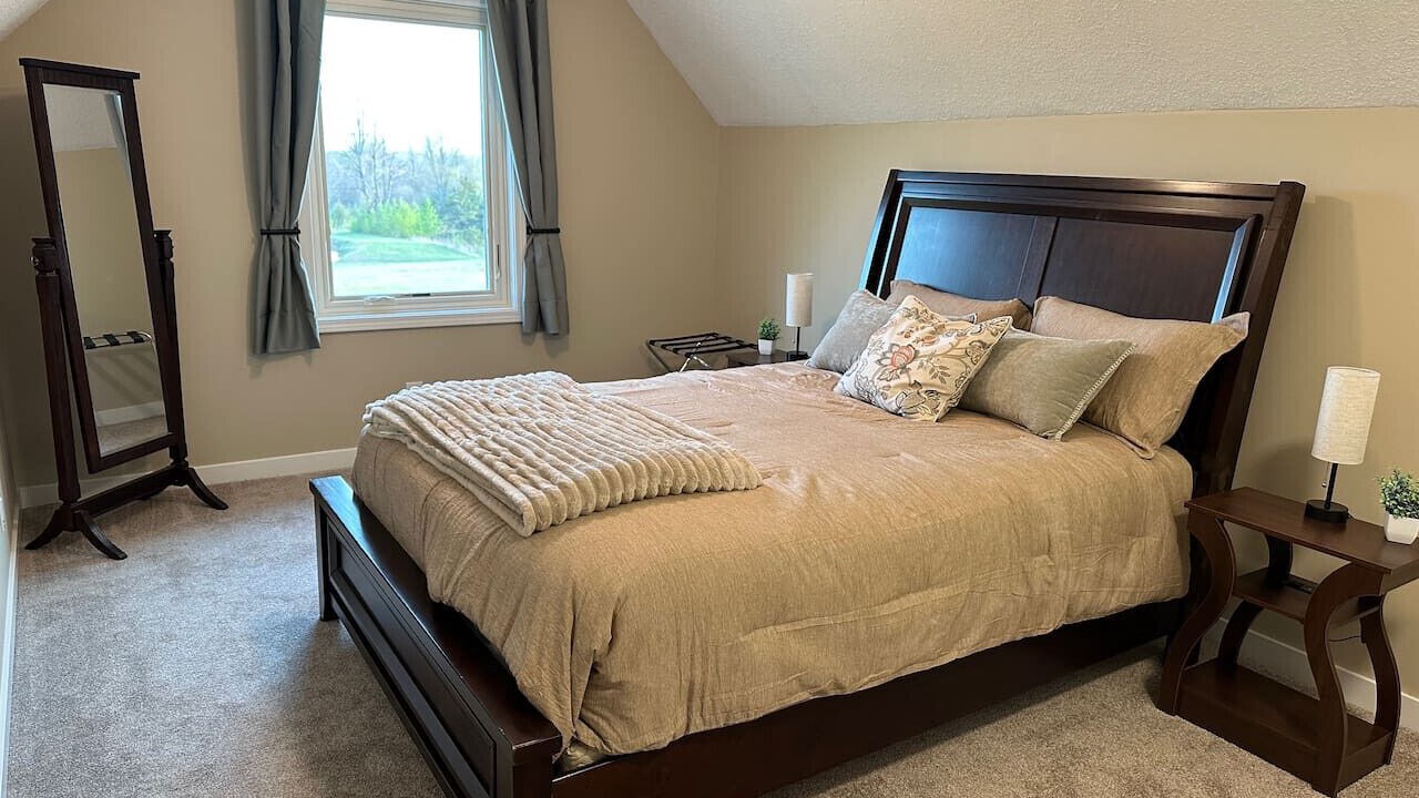 Photo of Bedroom in Miami County