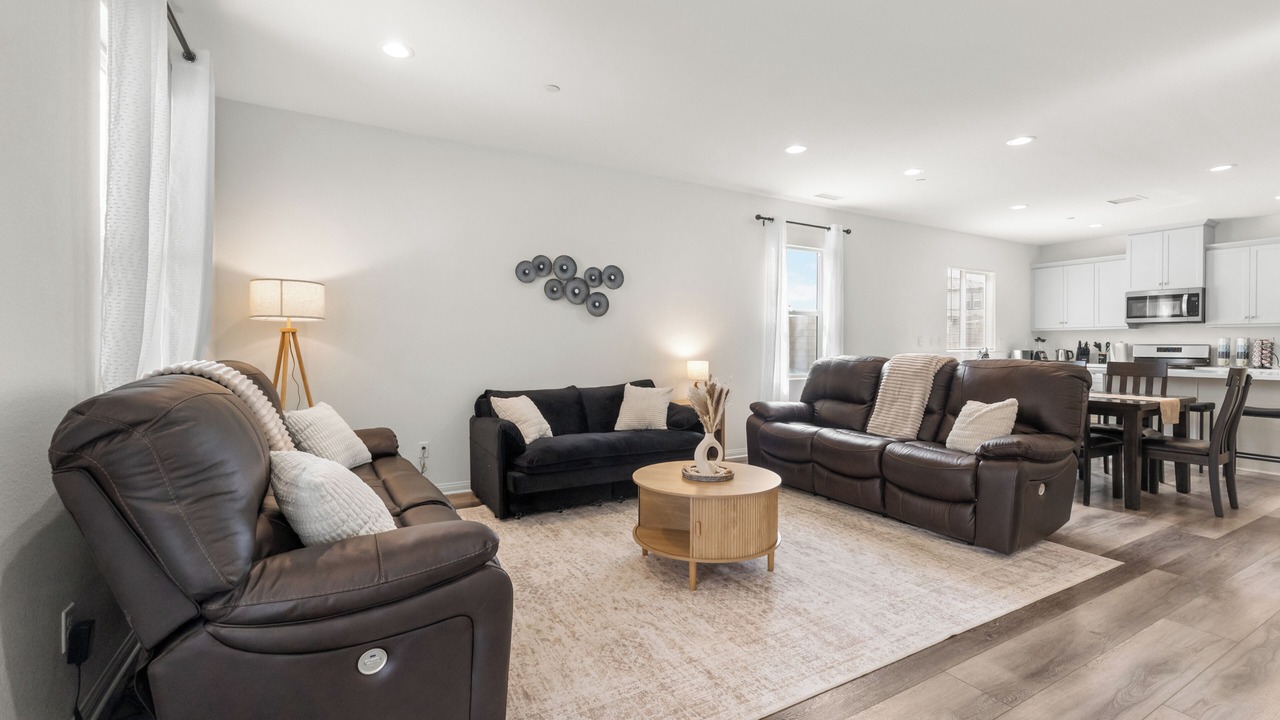 Photo of Livingroom in Victorville