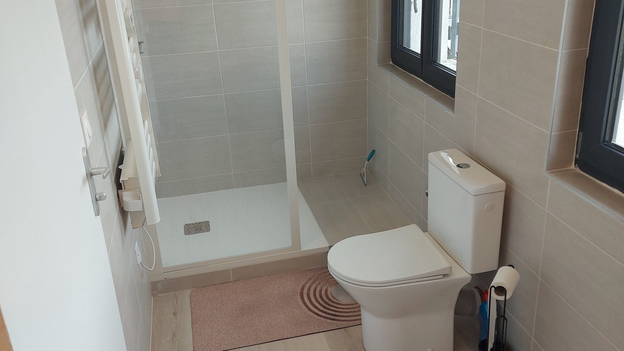 Photo of Bathroom in Penvins
