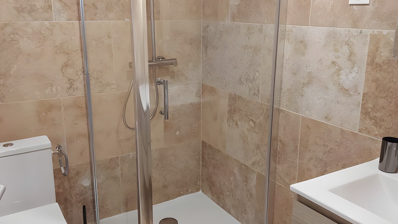 Photo of Bathroom in Penvins