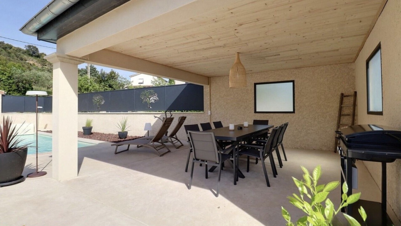 Photo of Outdoor in Saint-Sauveur-de-Cruzieres