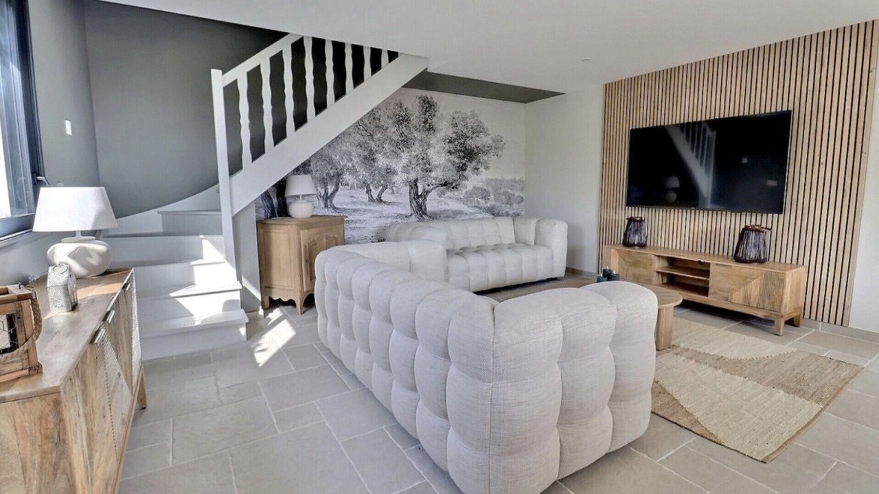 Photo of Livingroom in Saint-Sauveur-de-Cruzieres