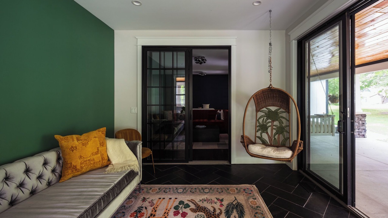 Photo of Livingroom in West Wing Estates