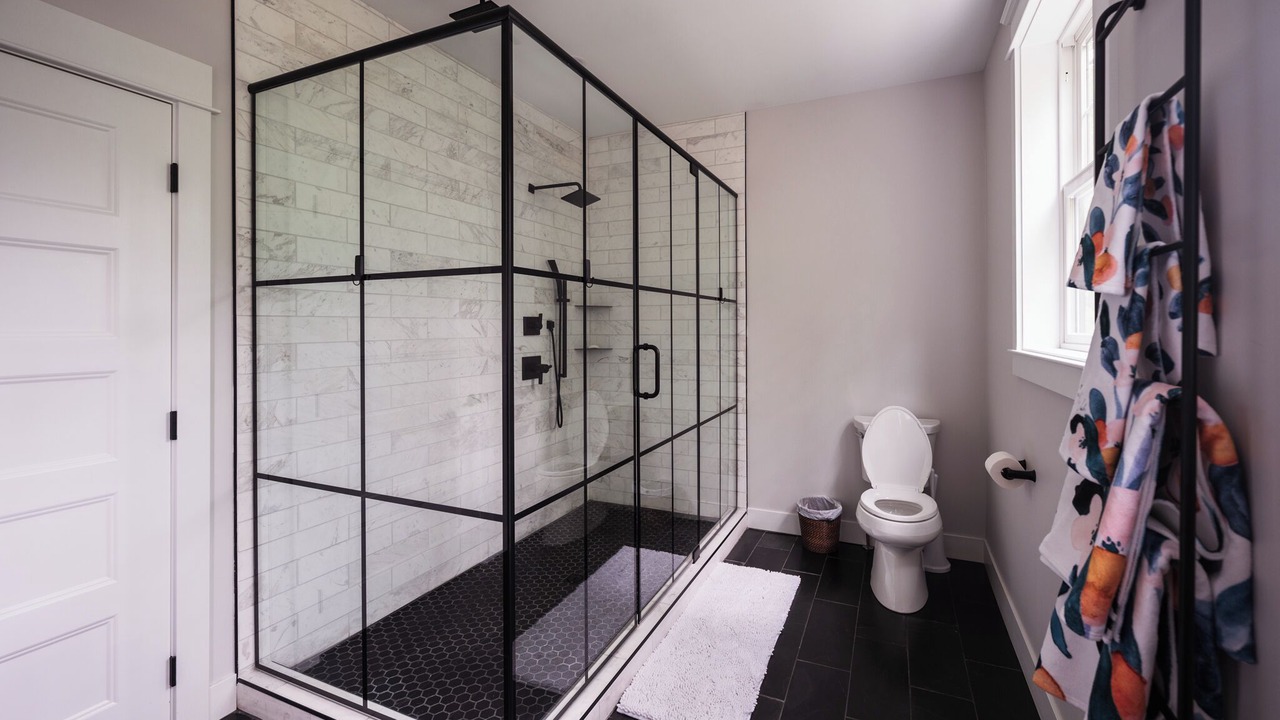 Photo of Bathroom in West Wing Estates