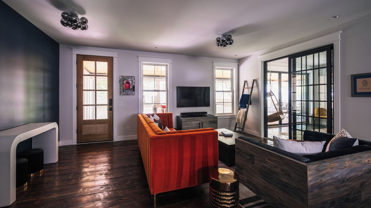 Photo of Livingroom in West Wing Estates