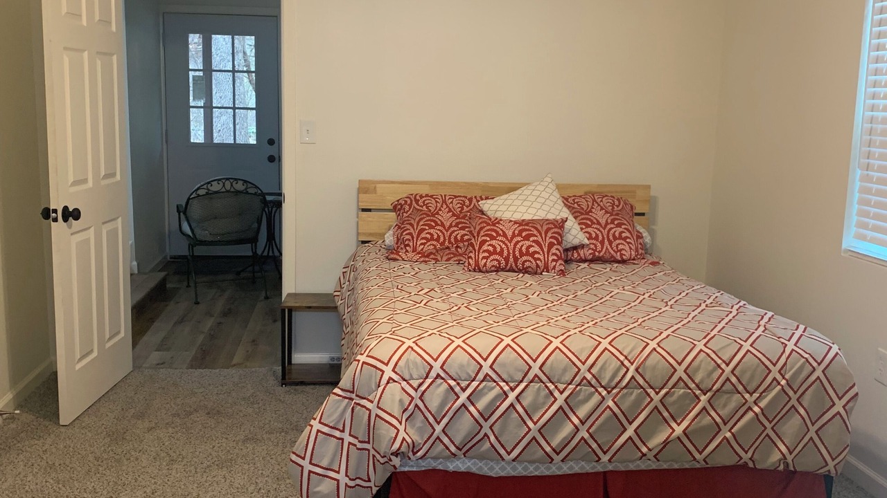 Photo of Bedroom in Gordonville