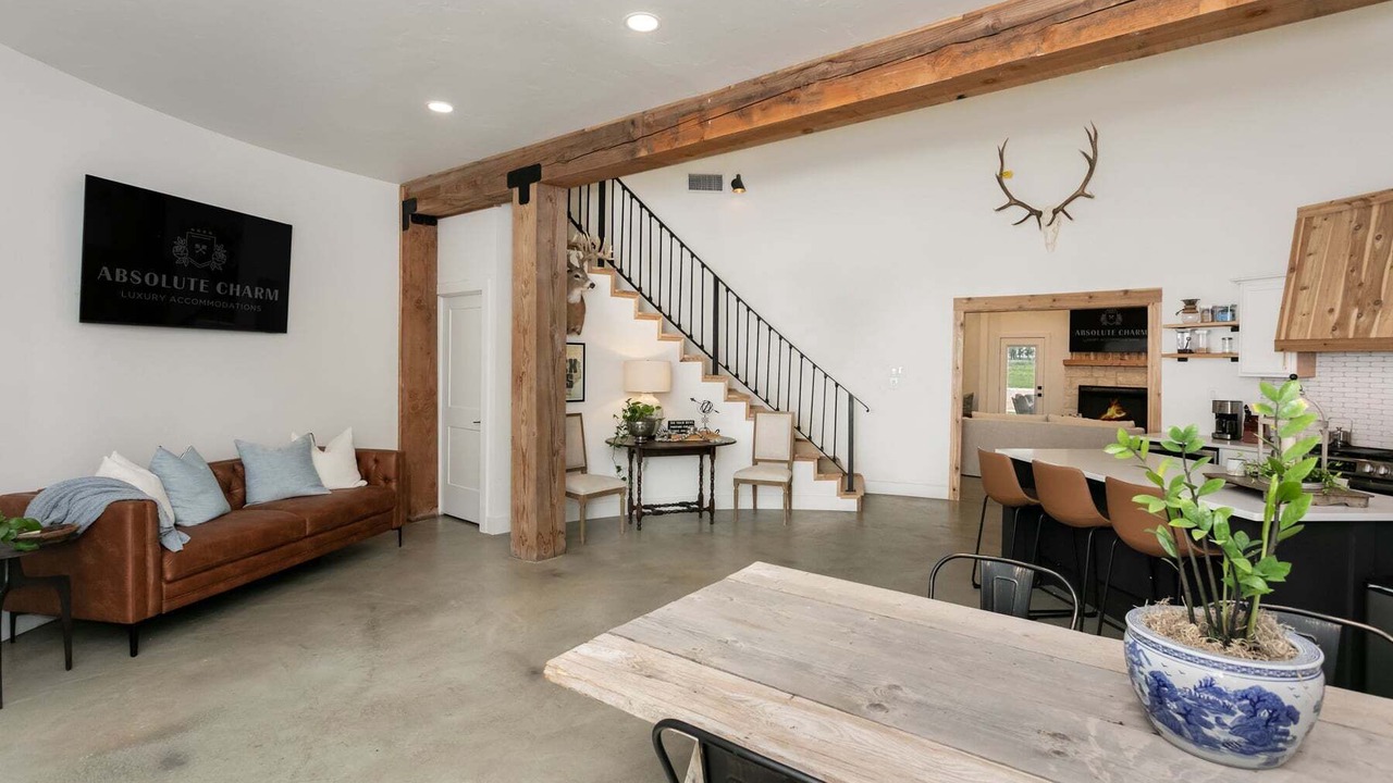 Photo of Livingroom in Fredericksburg