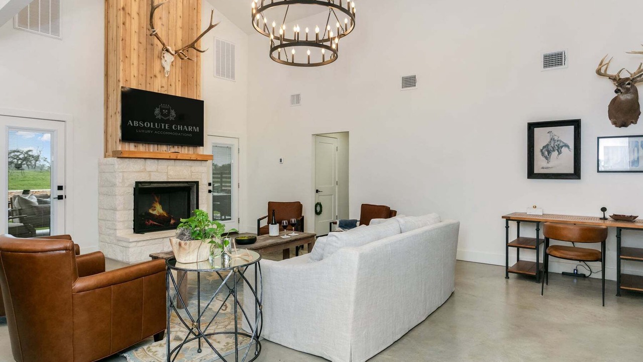 Photo of Livingroom in Fredericksburg