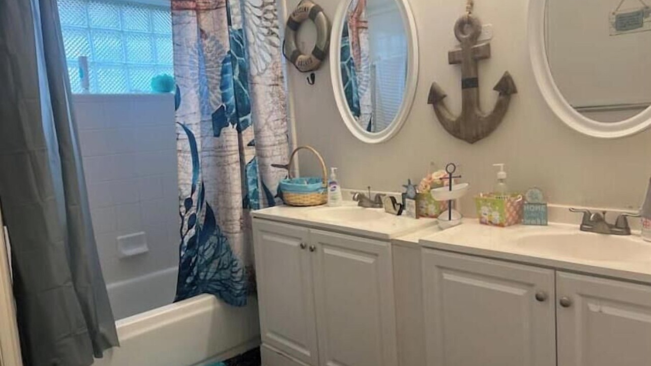 Photo of Bathroom in North Arlington