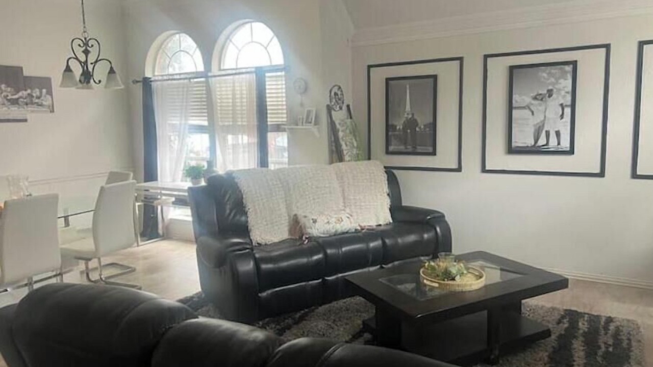 Photo of Livingroom in North Arlington