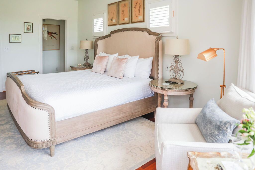 Photo of Bedroom in White Hall