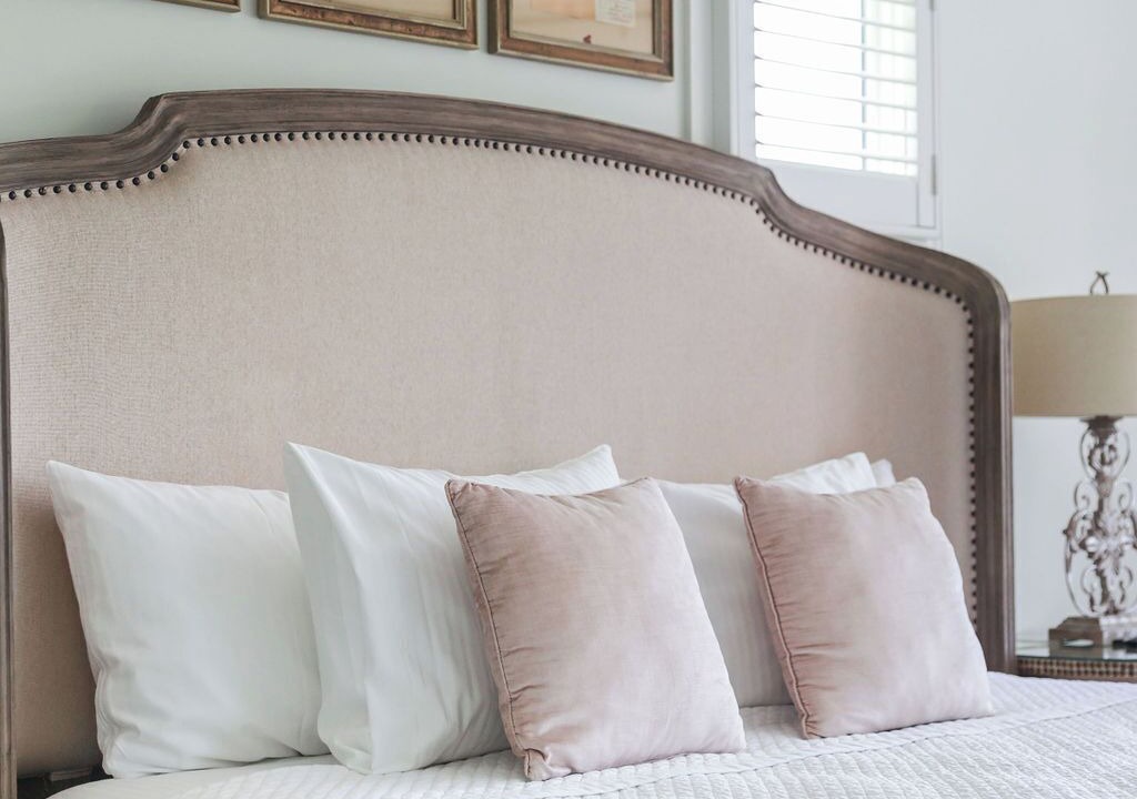 Photo of Bedroom in White Hall