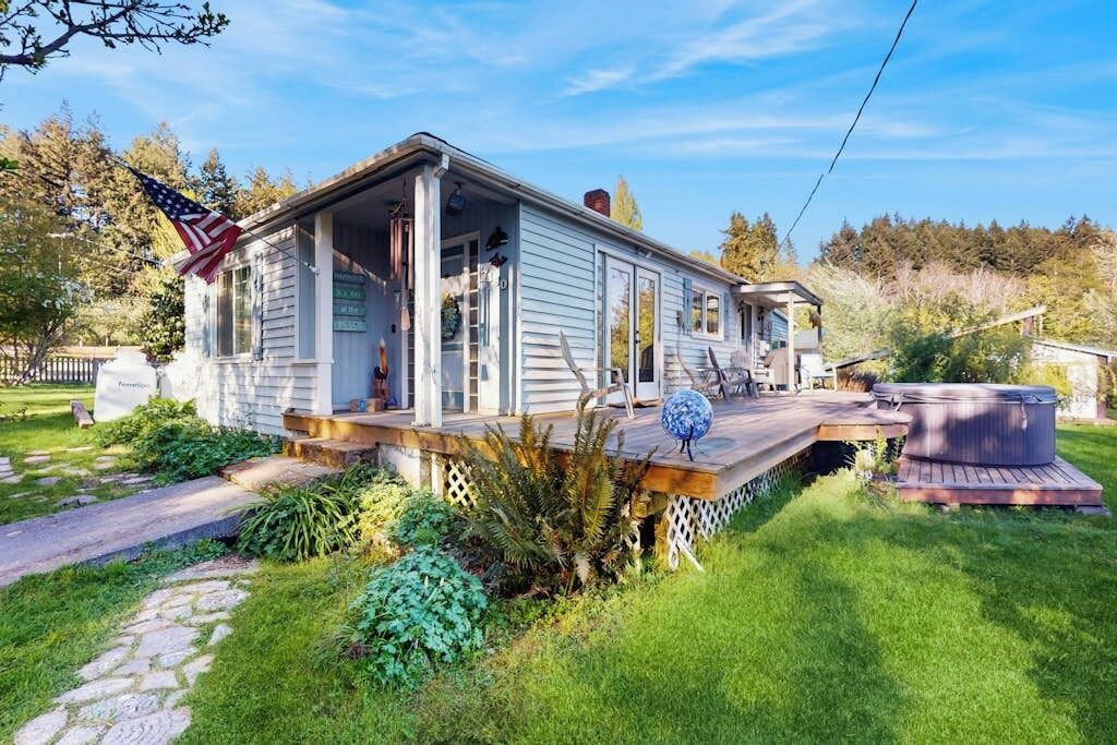 Photo of Patio Balcony in Bainbridge Island
