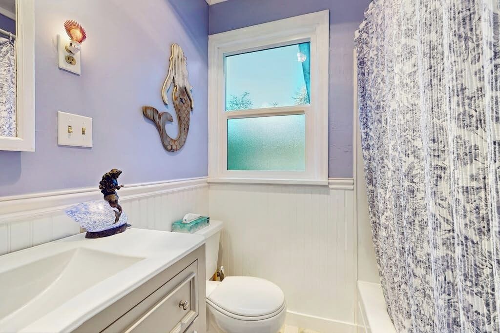Photo of Bathroom in Bainbridge Island