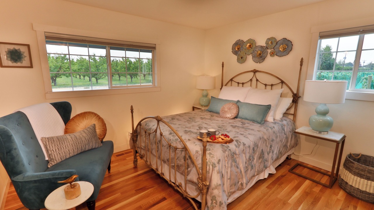 Photo of Bedroom in Milton-Freewater