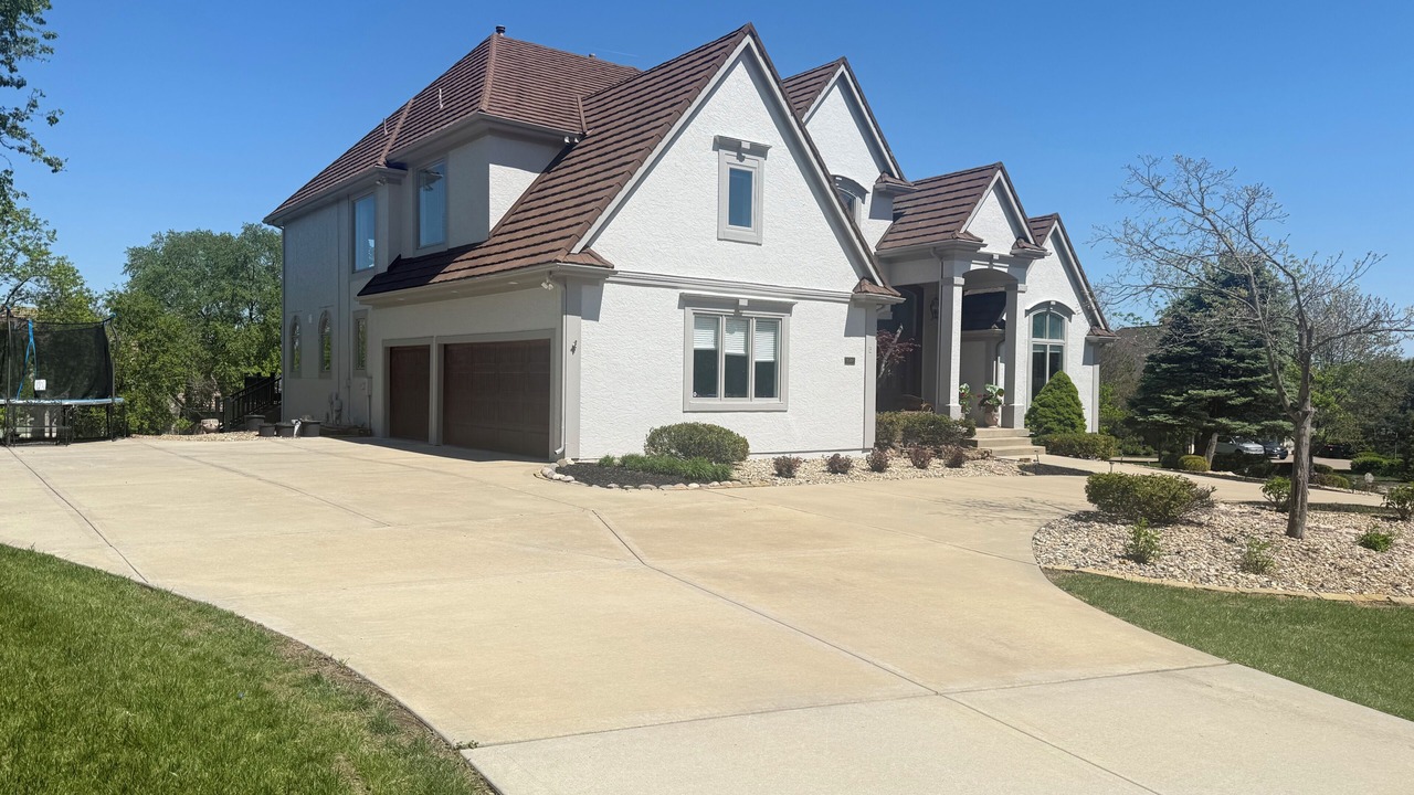 Photo of Outdoor in Leawood