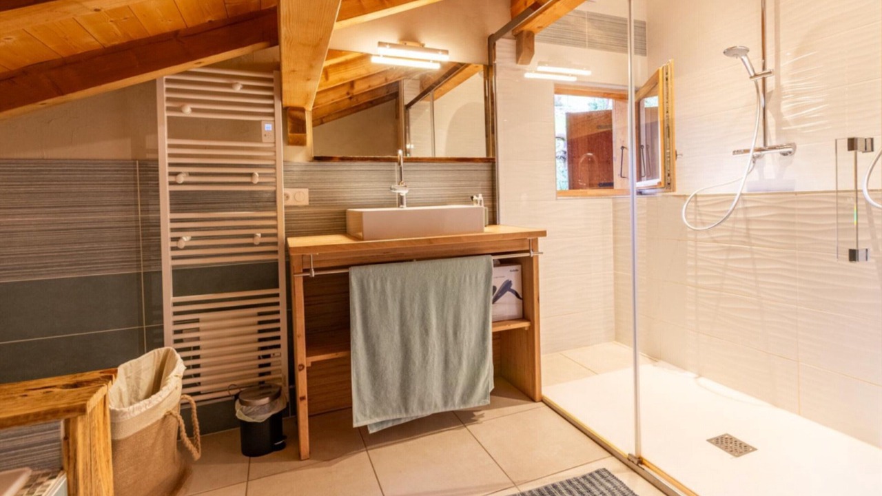 Photo of Bathroom in Hauteluce