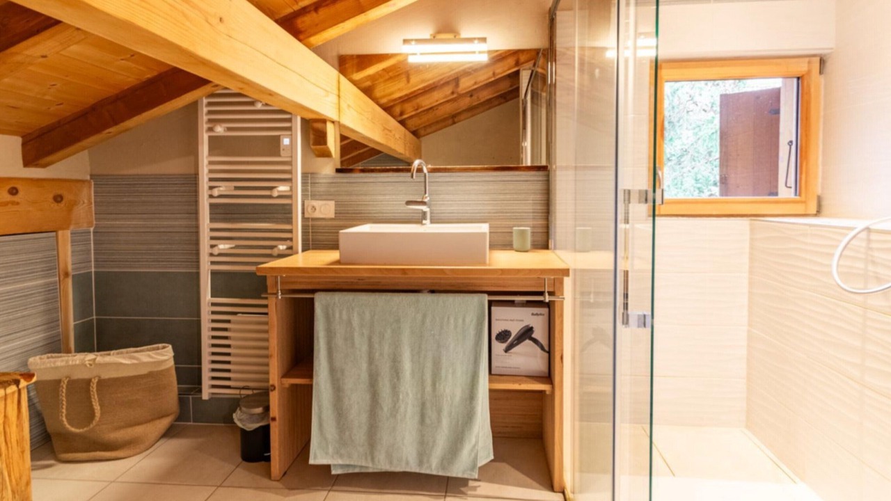 Photo of Bathroom in Hauteluce