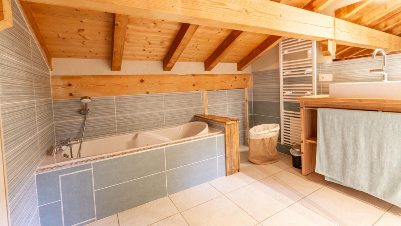 Photo of Bathroom in Hauteluce