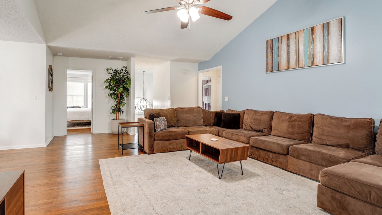 Photo of Livingroom in Cartersville