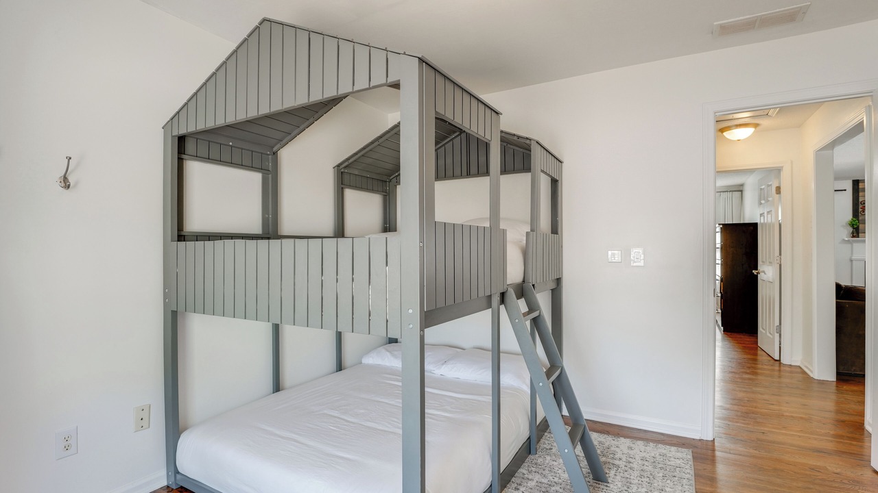 Photo of Bedroom in Cartersville