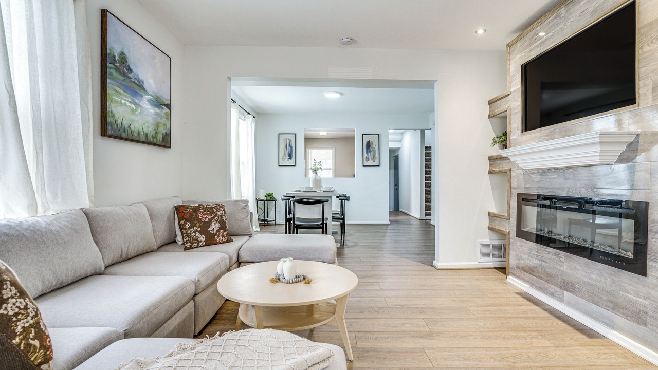 Photo of Livingroom in Powderhorn