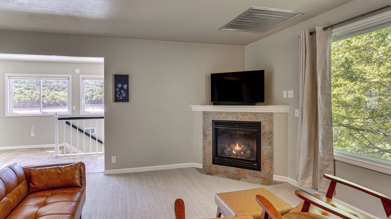 Photo of Livingroom in Roach