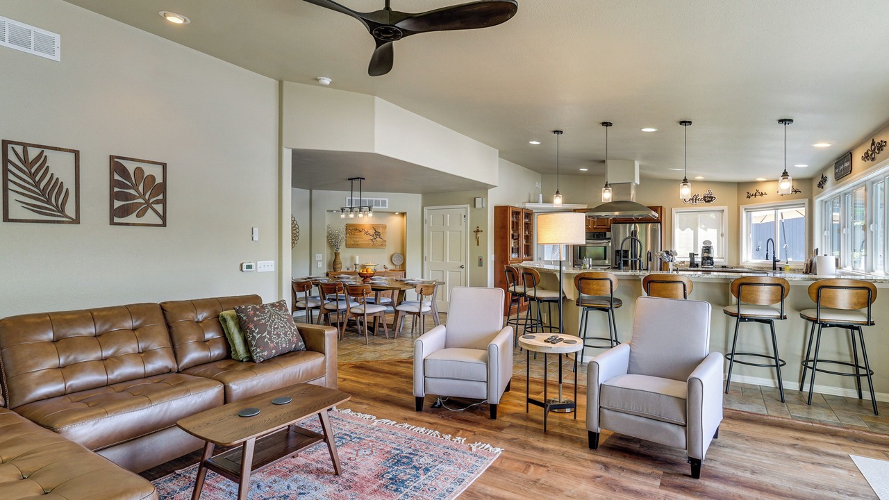 Photo of Livingroom in Roach