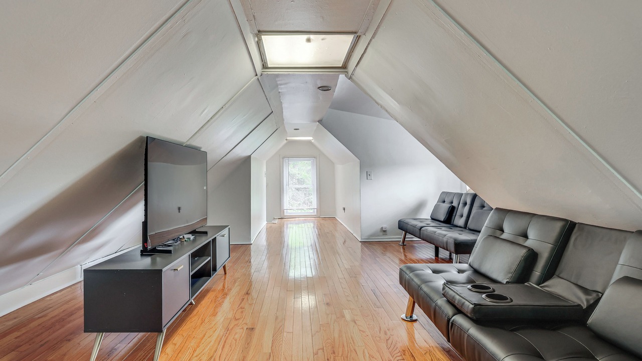 Photo of Livingroom in Lincoln Park
