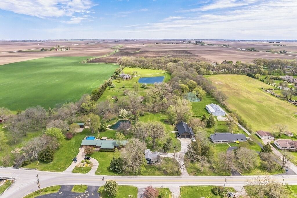 Photo of Outdoor in Pontiac