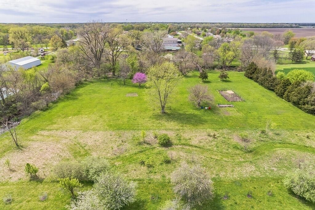 Photo of Outdoor in Pontiac