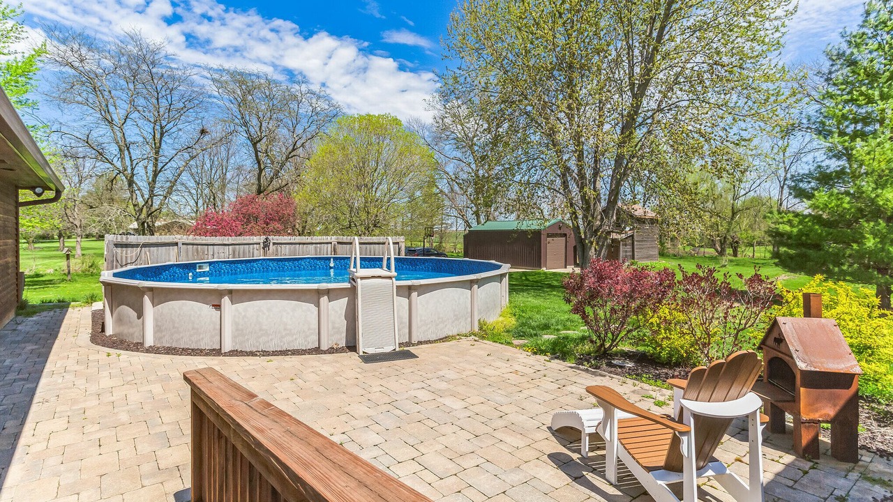 Photo of Outdoor in Pontiac