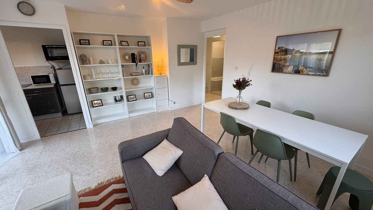 Photo of Livingroom in Saint-Briac-sur-Mer
