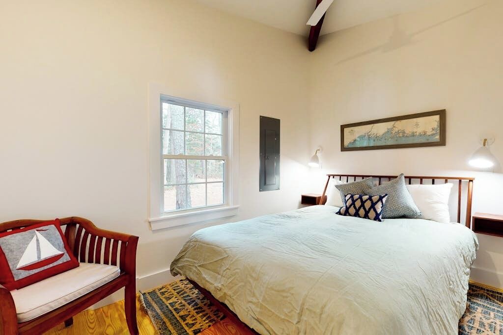 Photo of Bedroom in Nobleboro