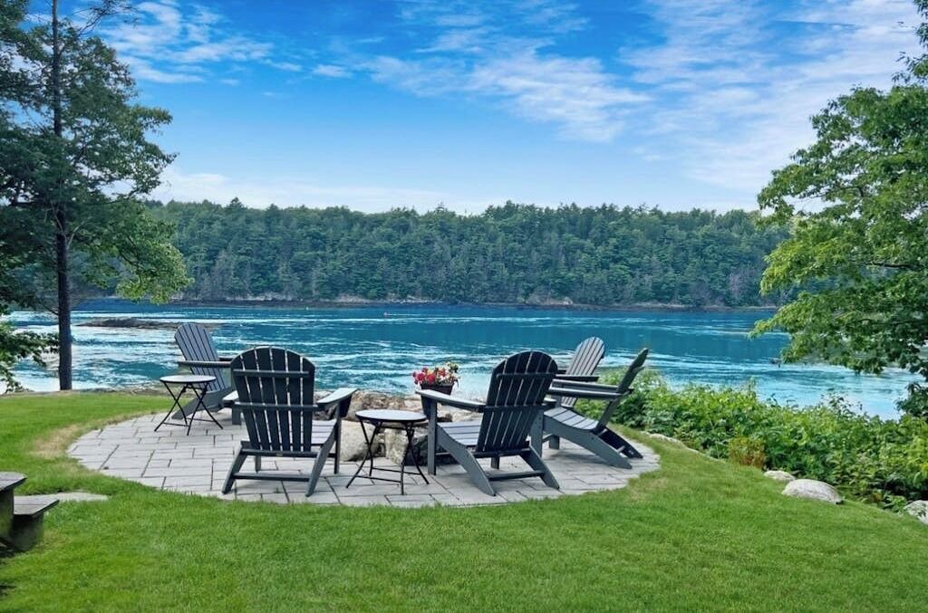Photo of Patio Balcony in Wiscasset