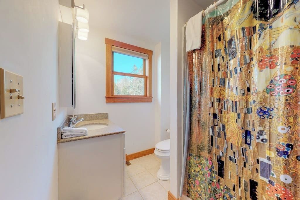 Photo of Bathroom in Newagen