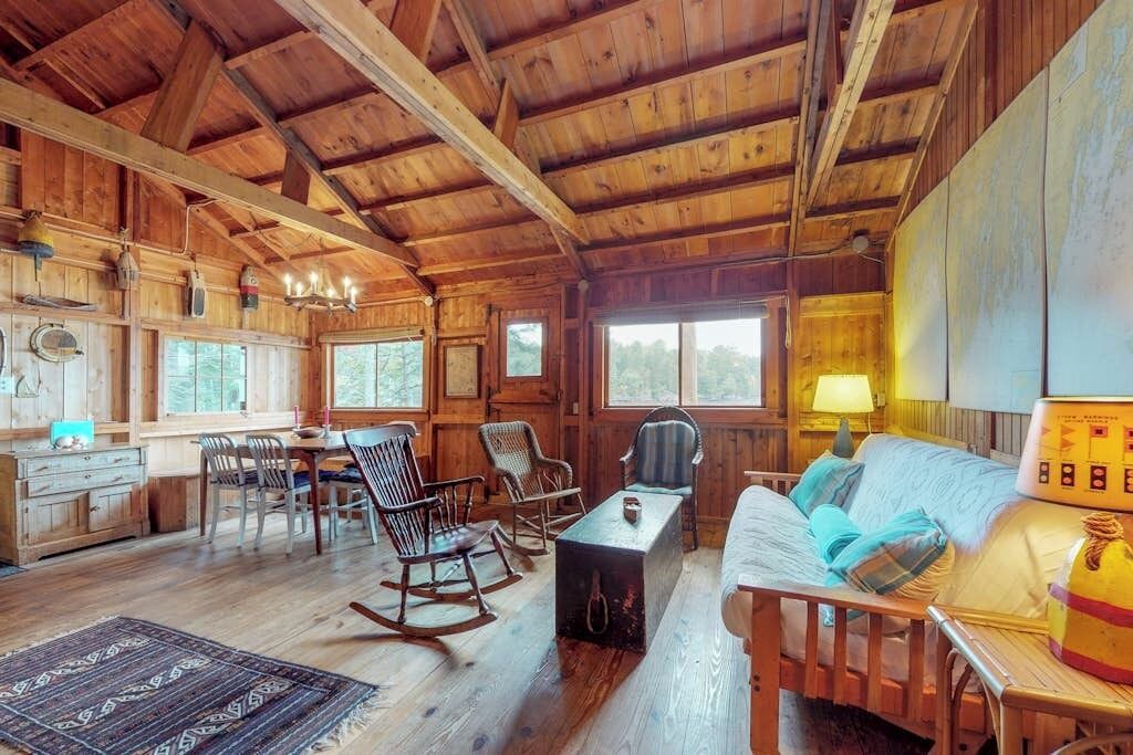Photo of Livingroom in East Boothbay