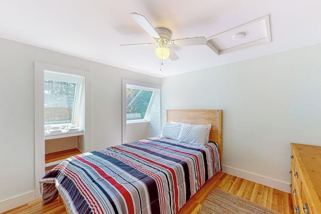 Photo of Bedroom in Boothbay Harbor