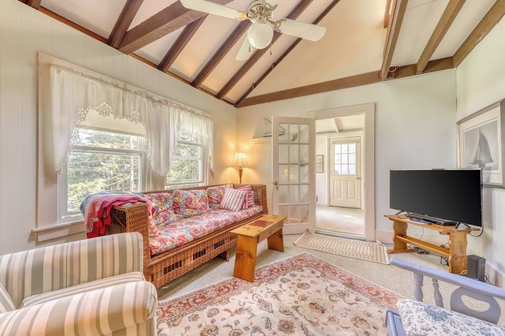 Photo of Livingroom in Boothbay Harbor