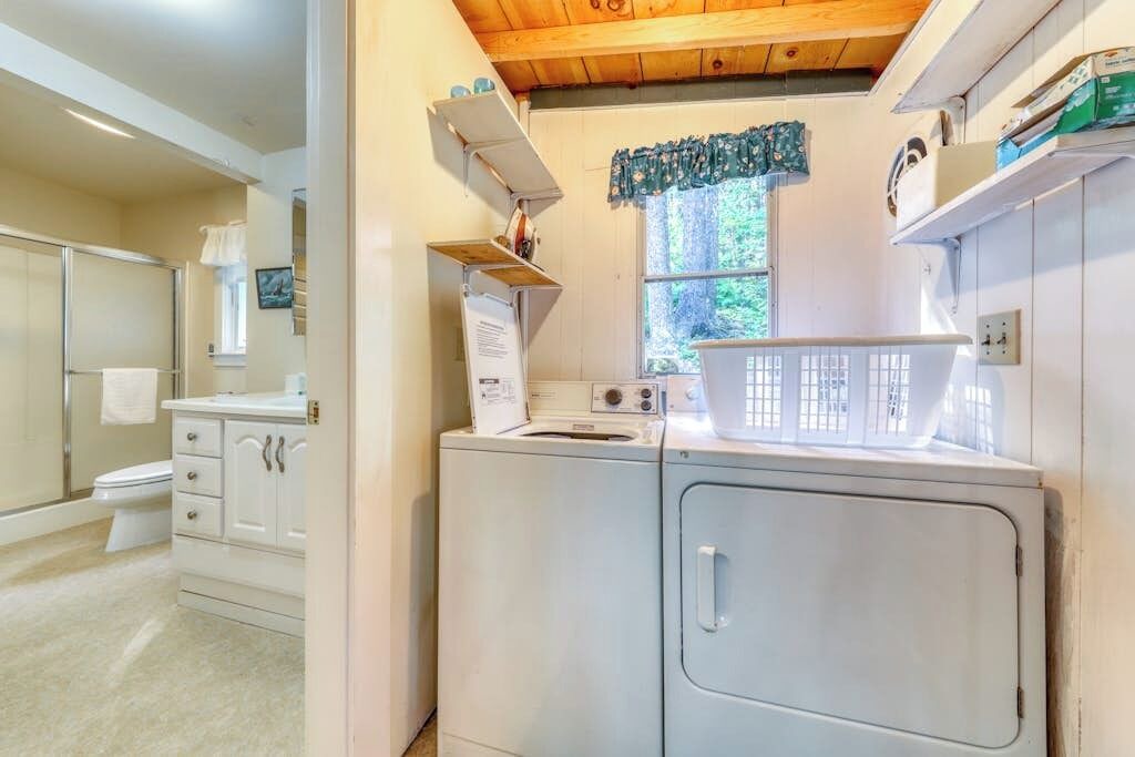 Photo of Bathroom in Boothbay Harbor