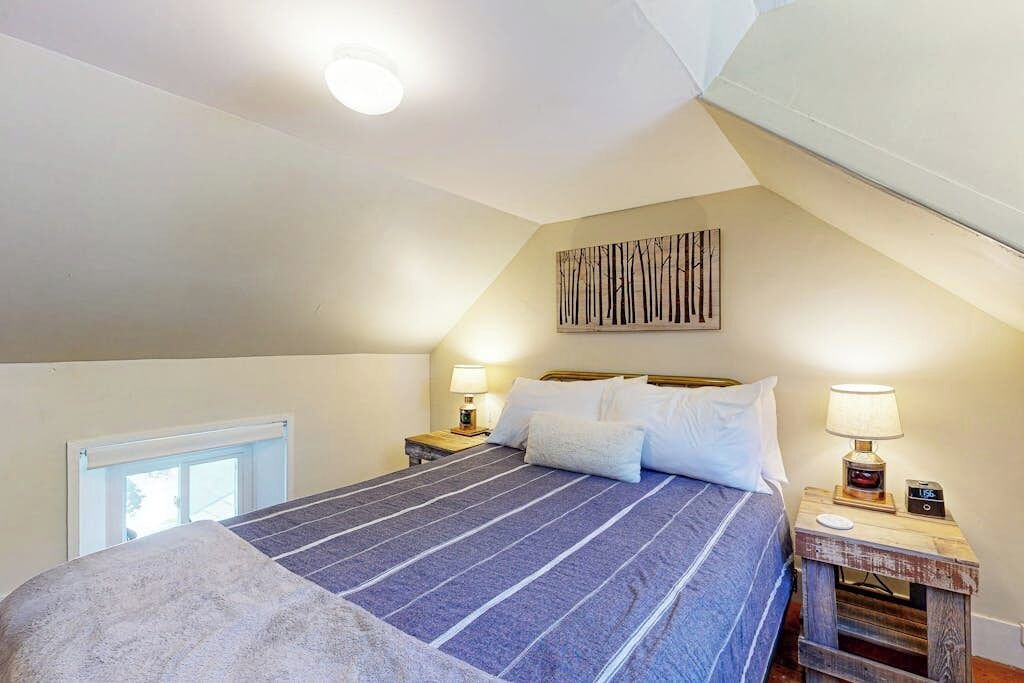 Photo of Bedroom in Boothbay Harbor